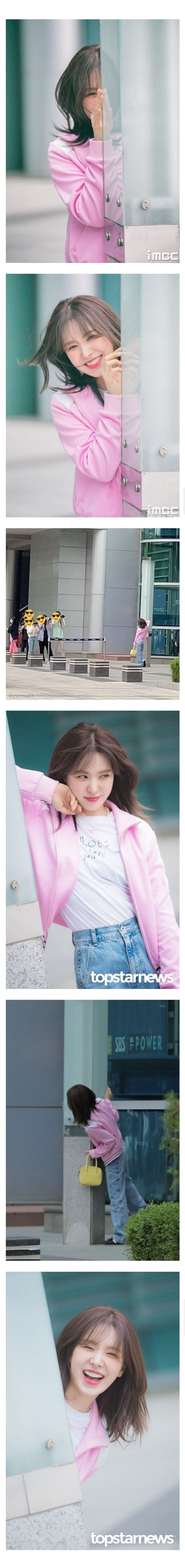 웃으면서 기자들이 해달라는 대로 다 해주는 웬디 1.jpg