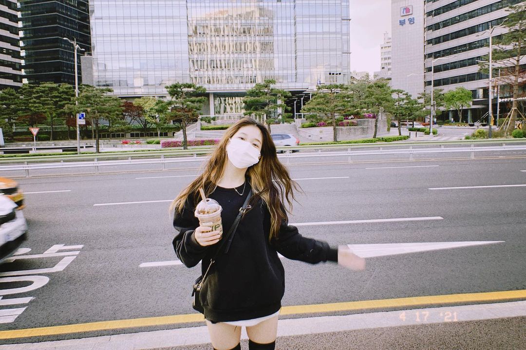 yeonyeony_122_20210808_232920_0.jpg