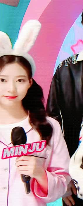 4ddfc47f1c1f5c3fe979b704ed74186a.gif