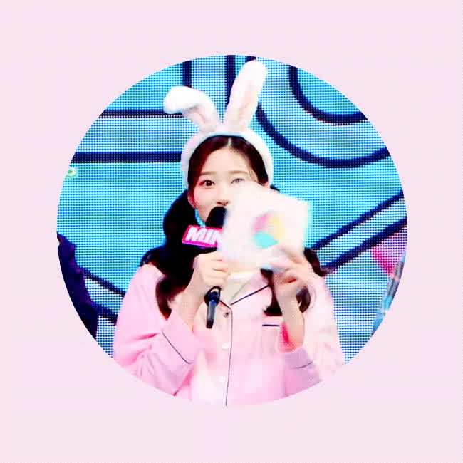 63ee8a779b165cf4bbf4a697bbf666ba.gif
