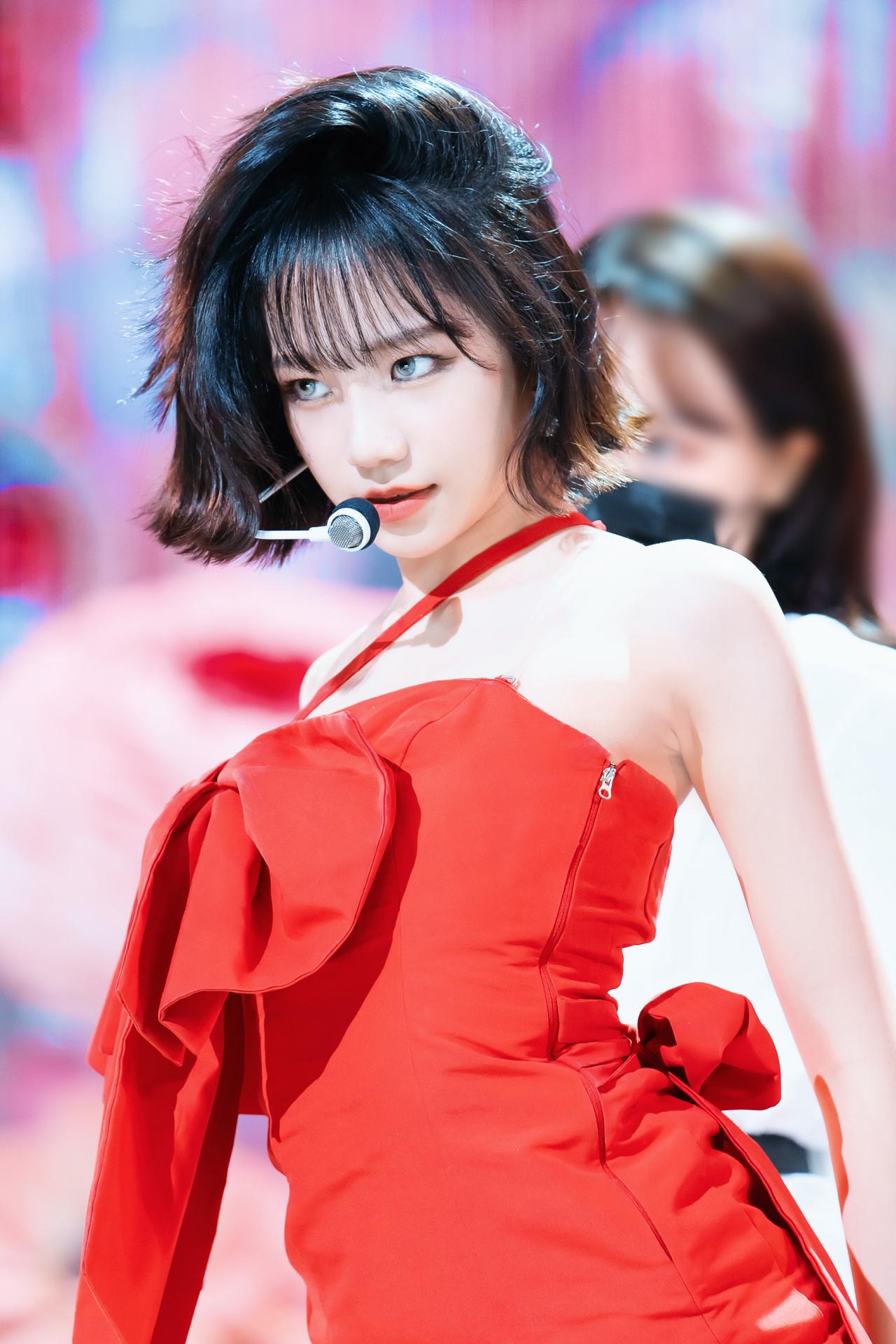 616cb98329559131a913f2a2-p.jpg