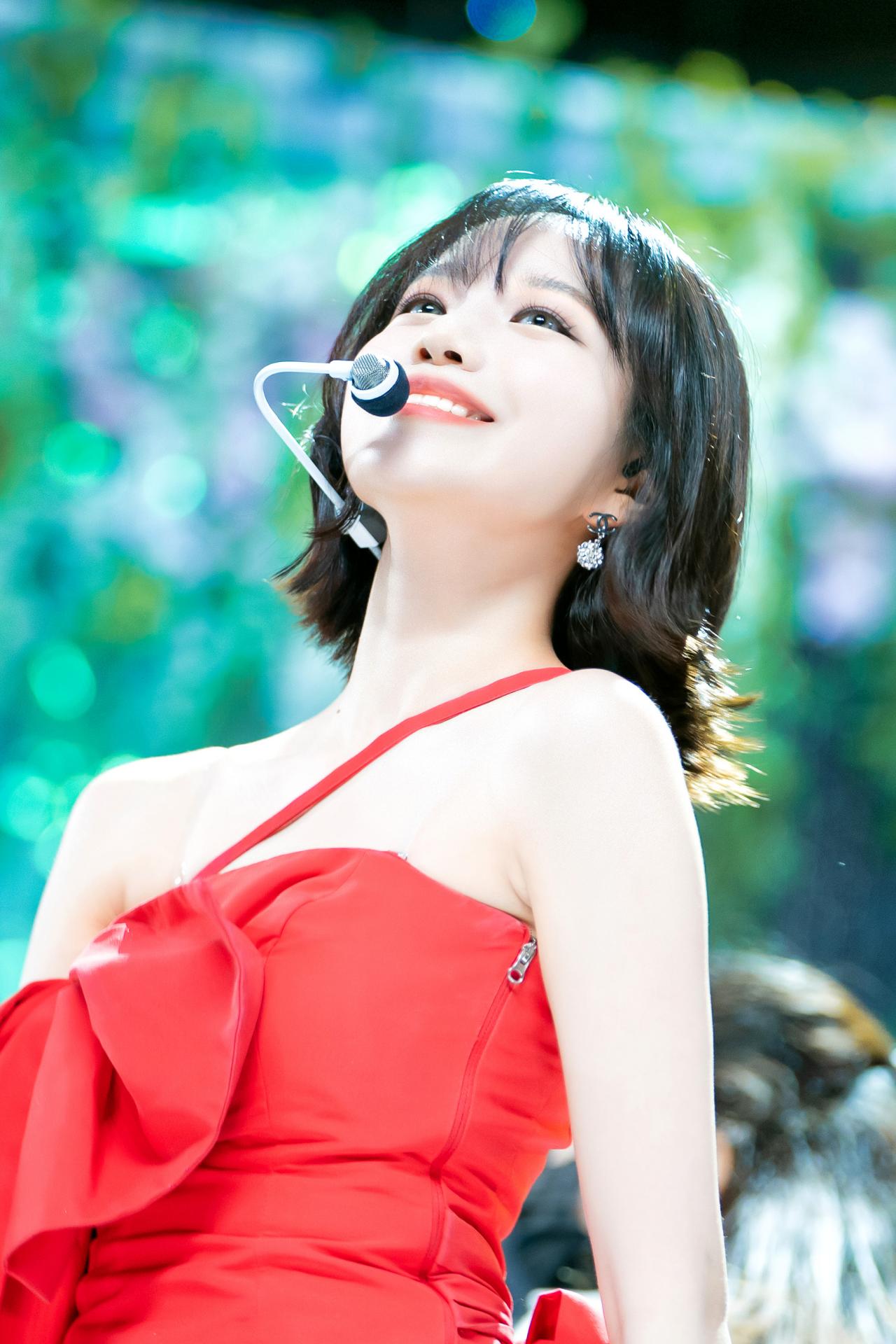 616cb9846460b8243e577309-p.jpg