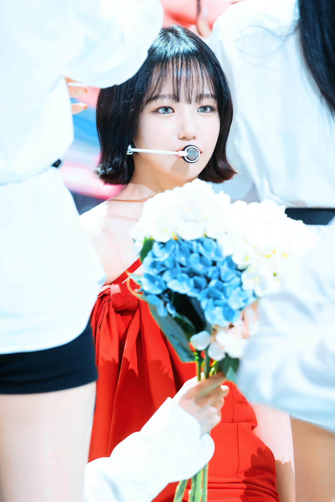 616cb9806460b8243e5772ff-p.jpg