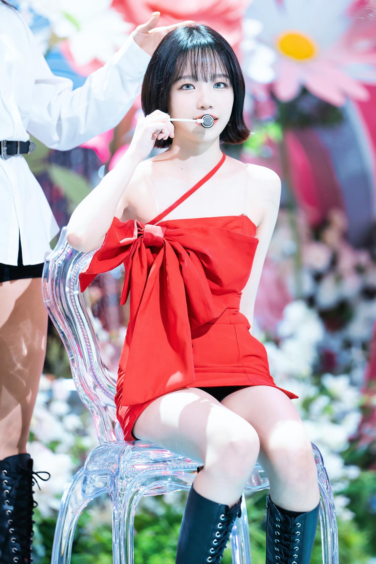 616cb9826460b8243e577302-p.jpg
