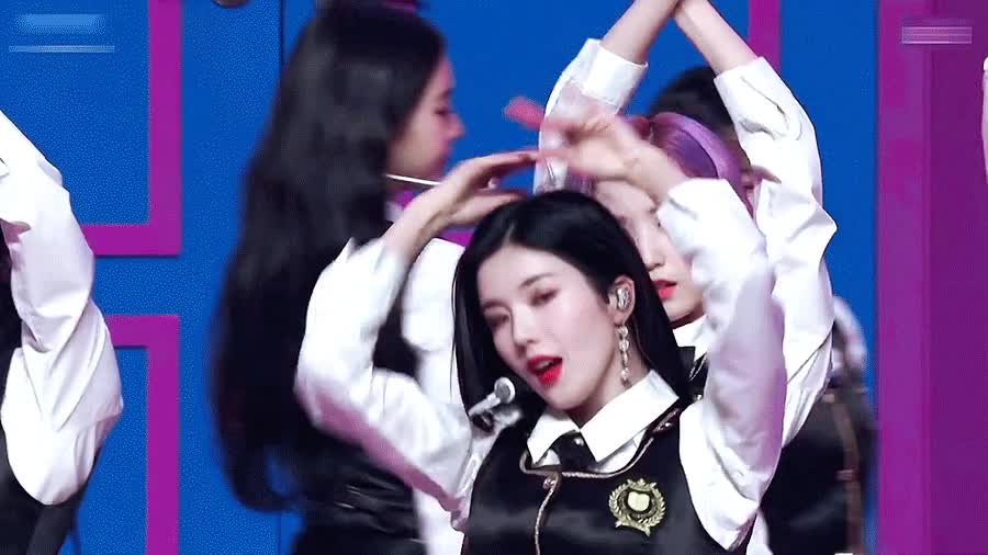 483a68b90004b1b85668eb158810d56f_1649435234_4522.gif