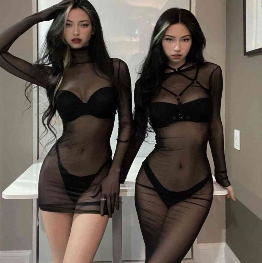 쌍둥이 미녀1.jpg