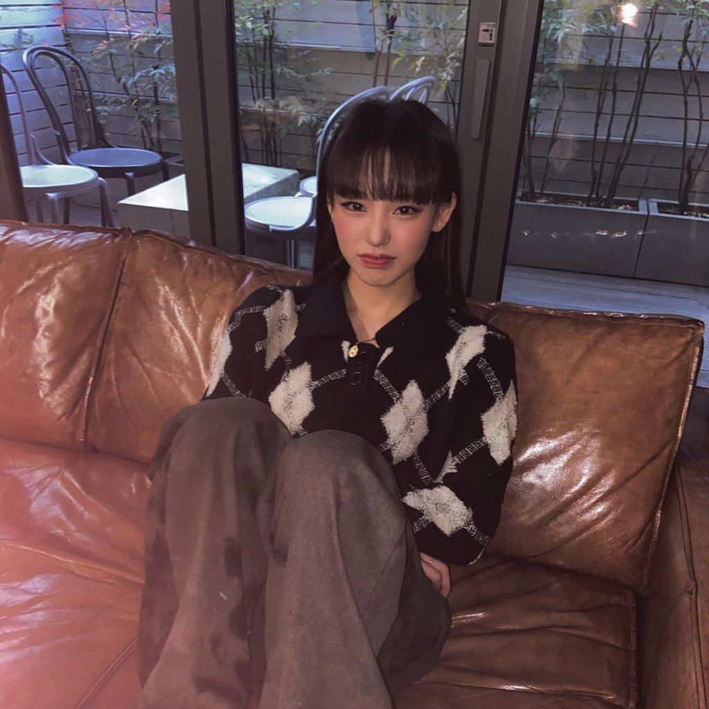 820a8cb3a60eb4b50ea52f9da4b66ca7.jpg