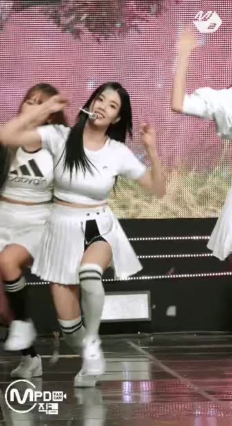 ae69b75e601bd742e183ecf224193e60_1661918118_0719.gif