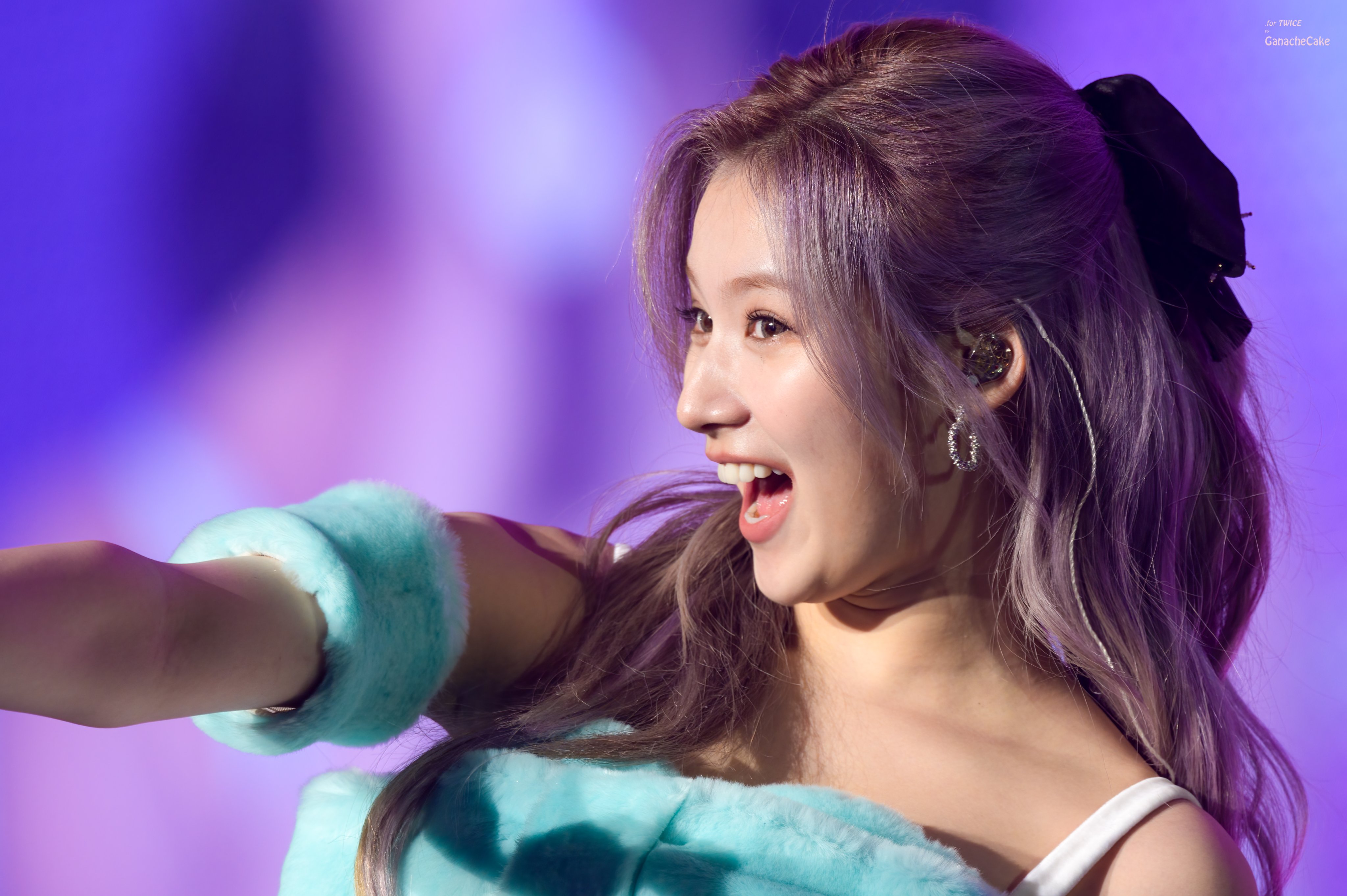 콘서트 월드투어 사나 32.jpg