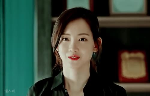 안경 벗은 장겨울 선생님 - 꾸르