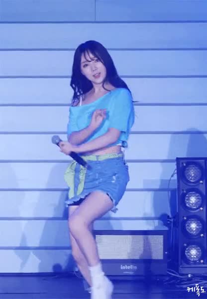 러블리즈 케이2.gif