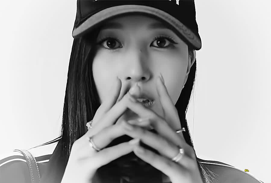 메트로시티 뮤즈 트와이스 미나 7.gif