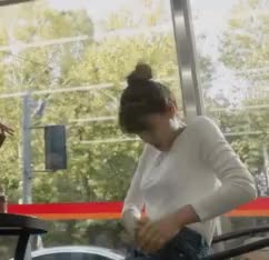 설인아의 위엄4.gif