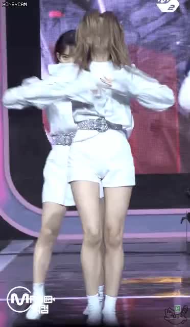 2261f7f091154d9ffc909feffcadf39b_1655112907_8302.gif