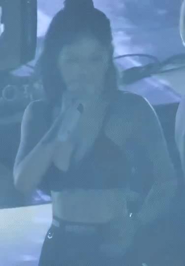 c9d01912efef05f1a6c3bb1c9311800f_1656984587_026.gif