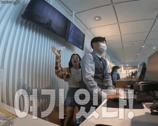 1a7ab6c52e0ed9189fa2a3ef8c2d09e4_1655791146_7194.gif