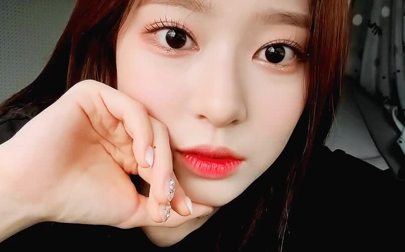 김민주 얼빡샷 3.gif