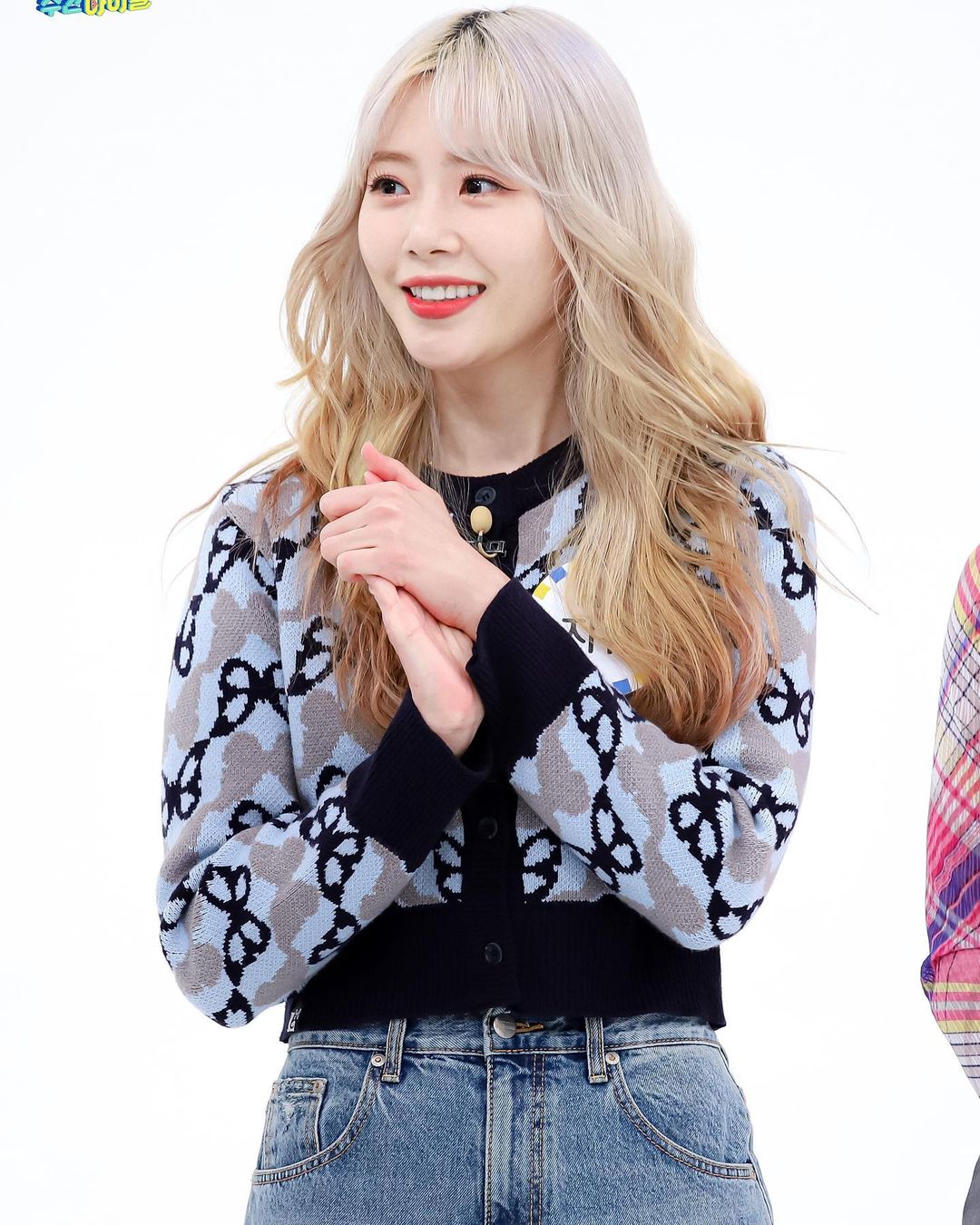 kimminji.dc_p_CcSyEZENGoe_2.jpg