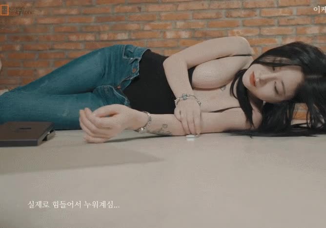 51438b94aaf5ce803d91e5ec28040e19_1626188067_1435.gif