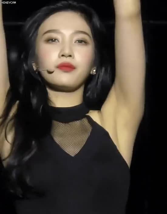 레드벨벳 조이 겨짤 1.gif