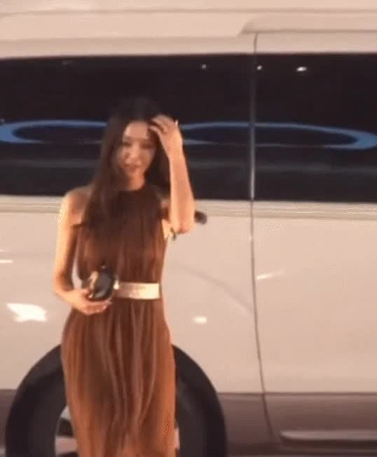 원피스 서지혜 미모.gif