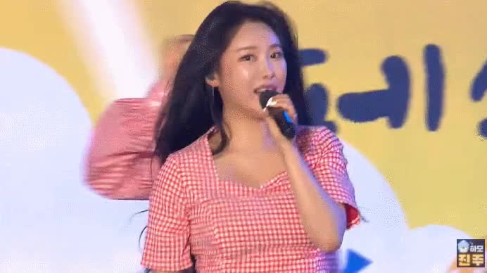 2021 진주 뮤직페스티벌 엔딩무대를 장식한 브레이브걸스 - 꾸르