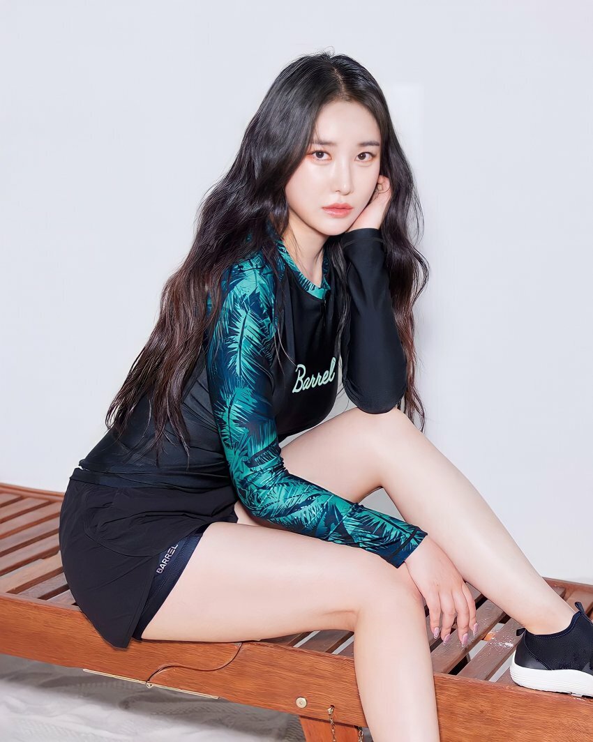 브레이브걸스 배럴 래쉬가드 화보 - 꾸르