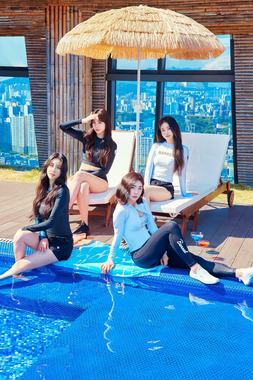 브레이브걸스 배럴 래쉬가드 화보 - 꾸르
