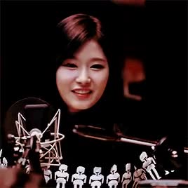 사나 널 내 마음 속에 저장 3.gif