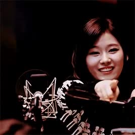 사나 널 내 마음 속에 저장 1.gif