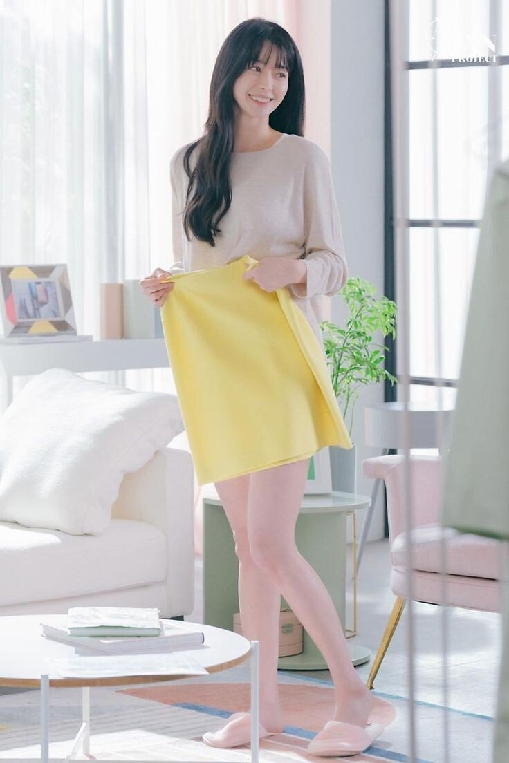 아이돌이라는 직업으로는 담을 수 없었던 권나라 - 꾸르