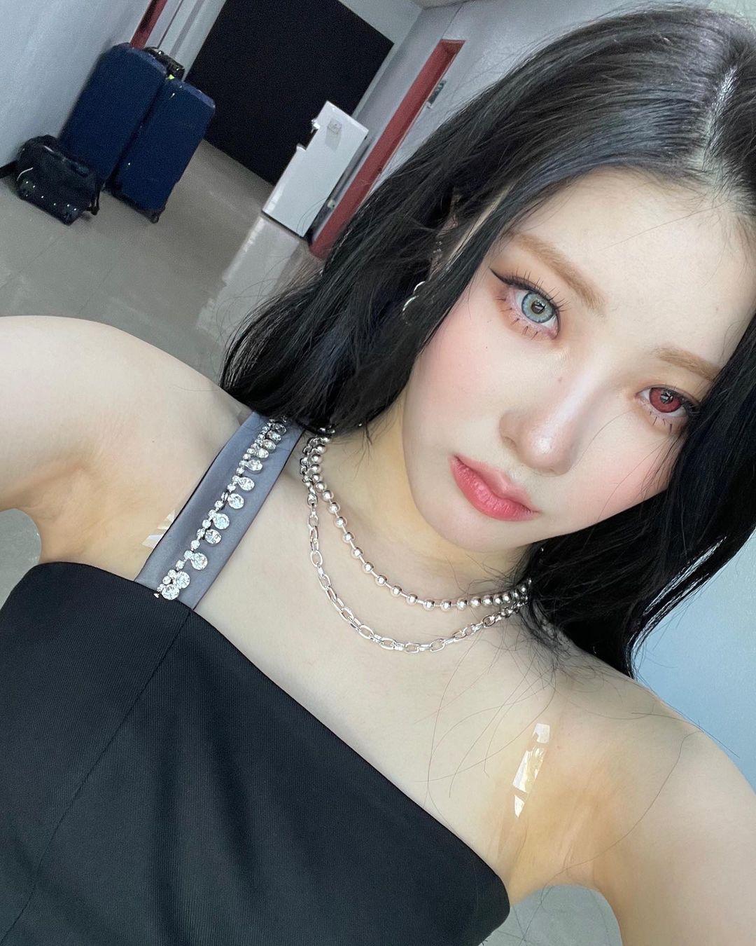 purplekiss_official_p_CcfeKUEpi4M_1.jpg