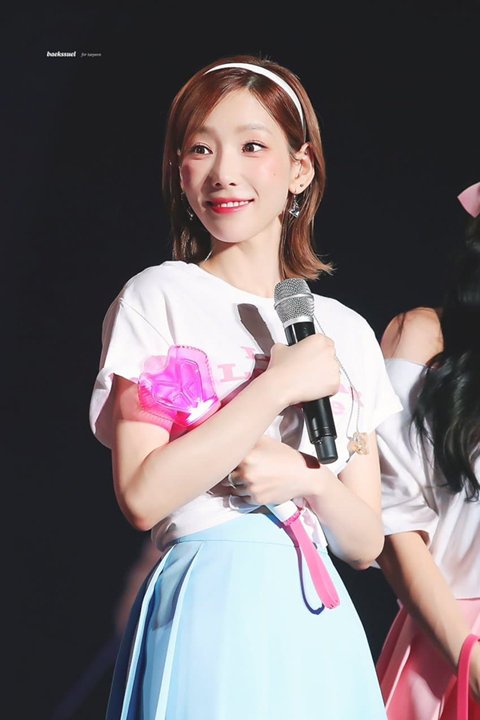 비눗방울 하나로 팬 조련하는 소녀시대 태연 14.jpg