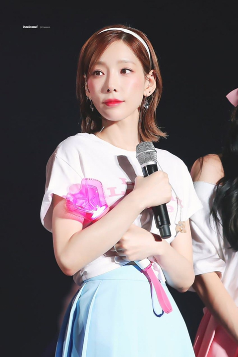 비눗방울 하나로 팬 조련하는 소녀시대 태연 13.jpg