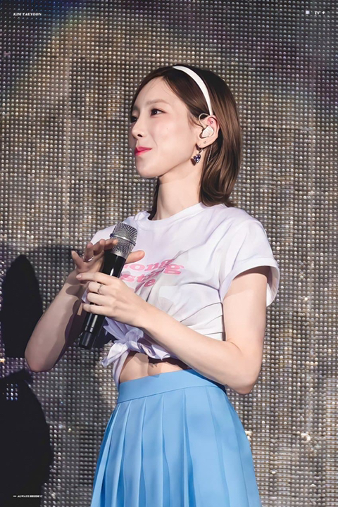 비눗방울 하나로 팬 조련하는 소녀시대 태연 16.jpg