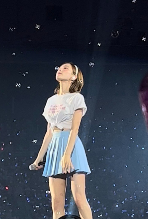 비눗방울 하나로 팬 조련하는 소녀시대 태연 3.jpg