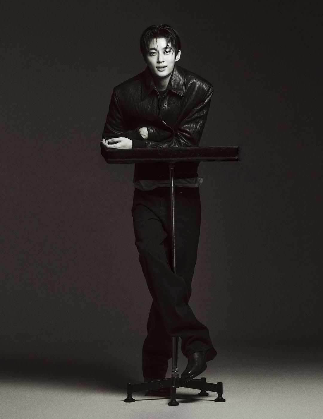 변우석 <데이즈드> 11월호 화보 미리보기 (3)