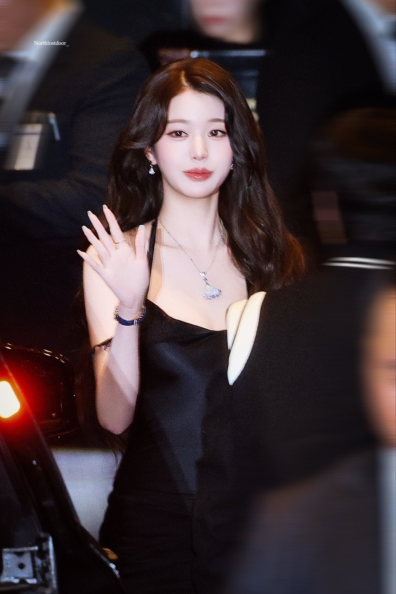 오늘자 더블유코리아 장카설유..................jpg (1)