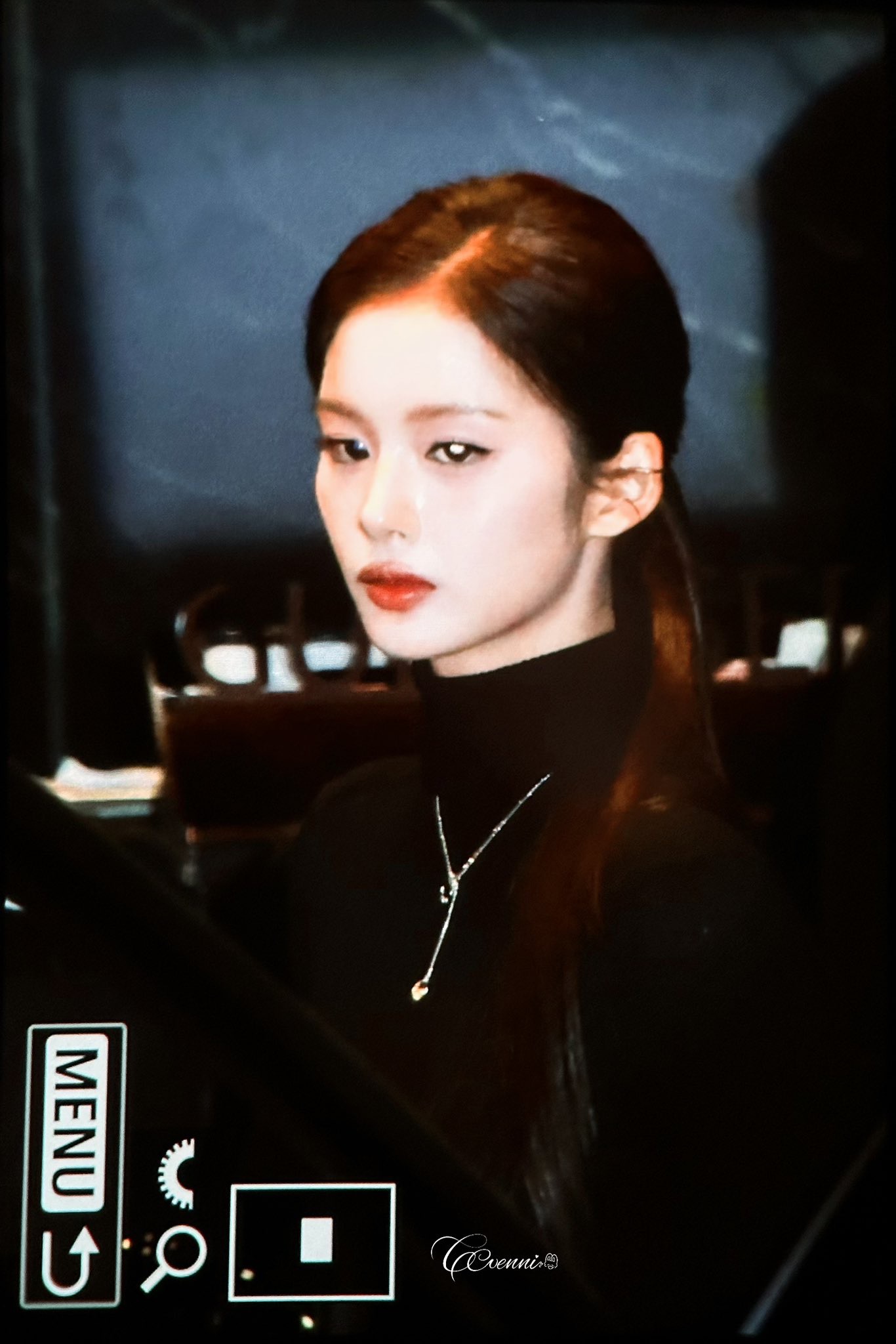 오늘자 더블유코리아 장카설유..................jpg (9)