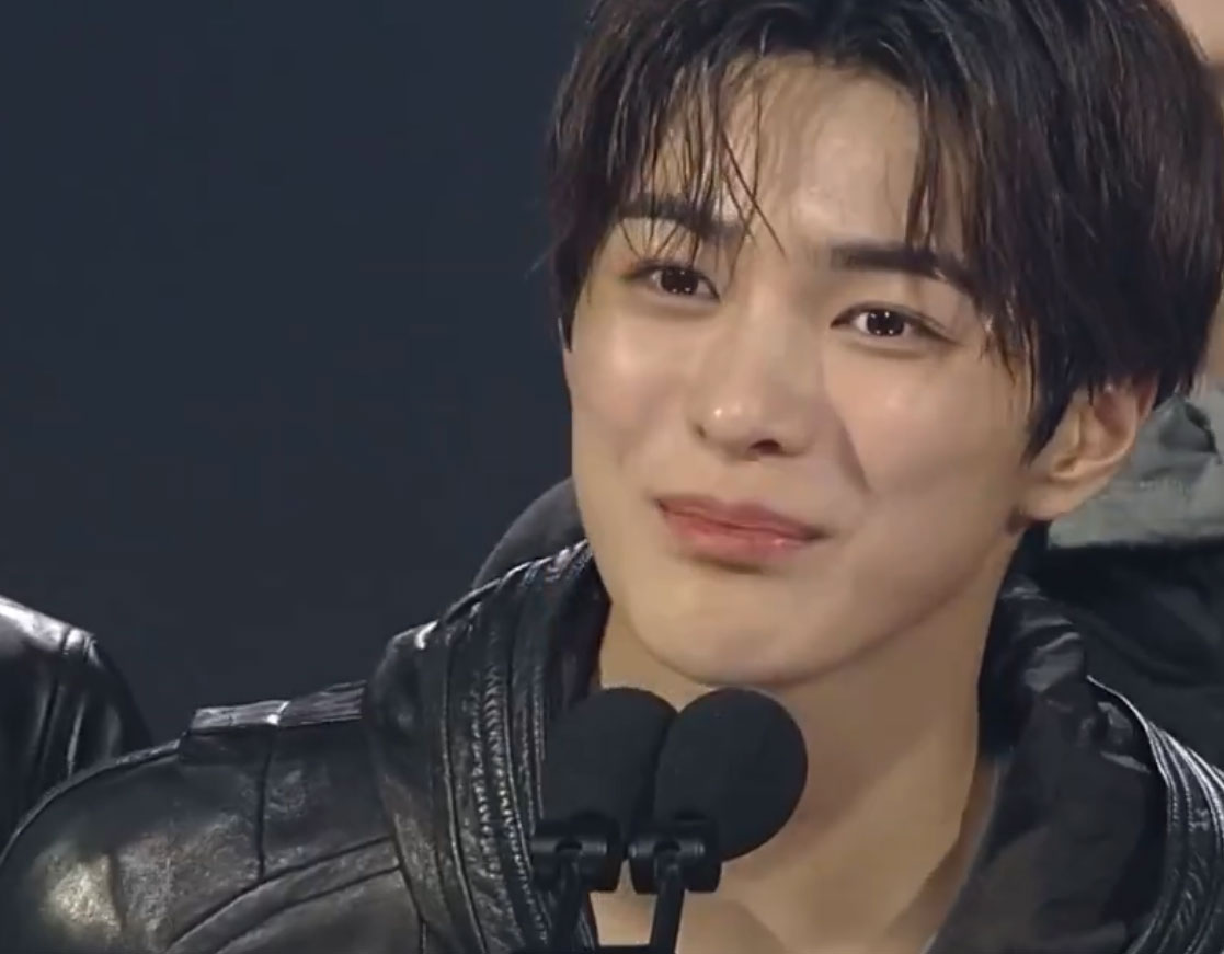 미래가 몹시 기대되는 완성형 비주얼 남돌 (5)