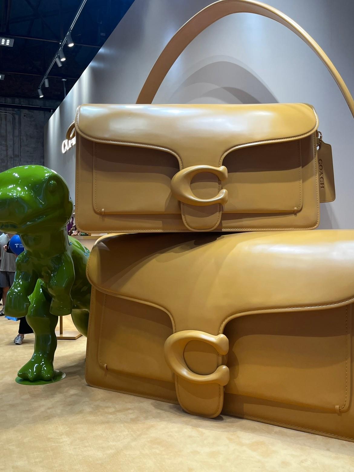 무신사 코치 팝업 다녀왔어