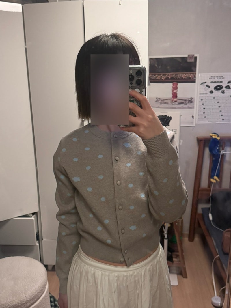 옷 사고 방구석 패션쇼중 2번째 사진