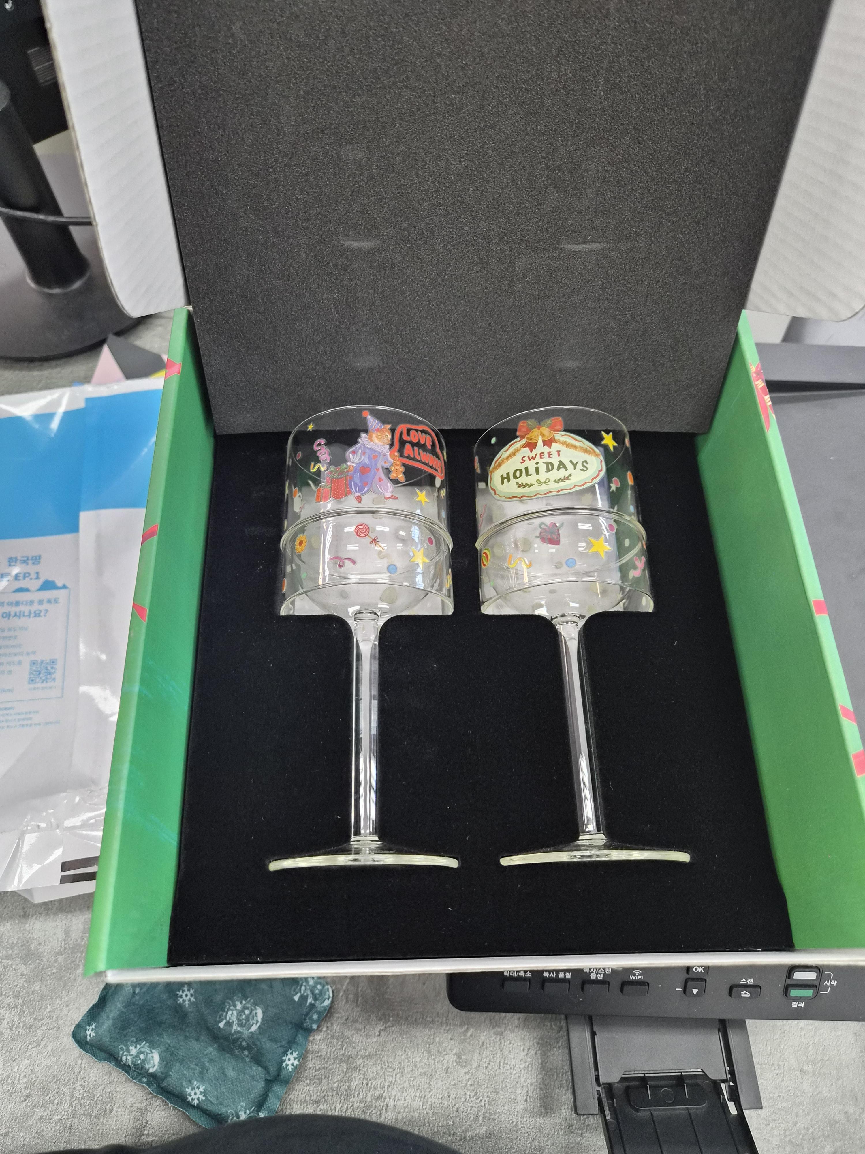 오덴세 크리스마스 에디션 도착