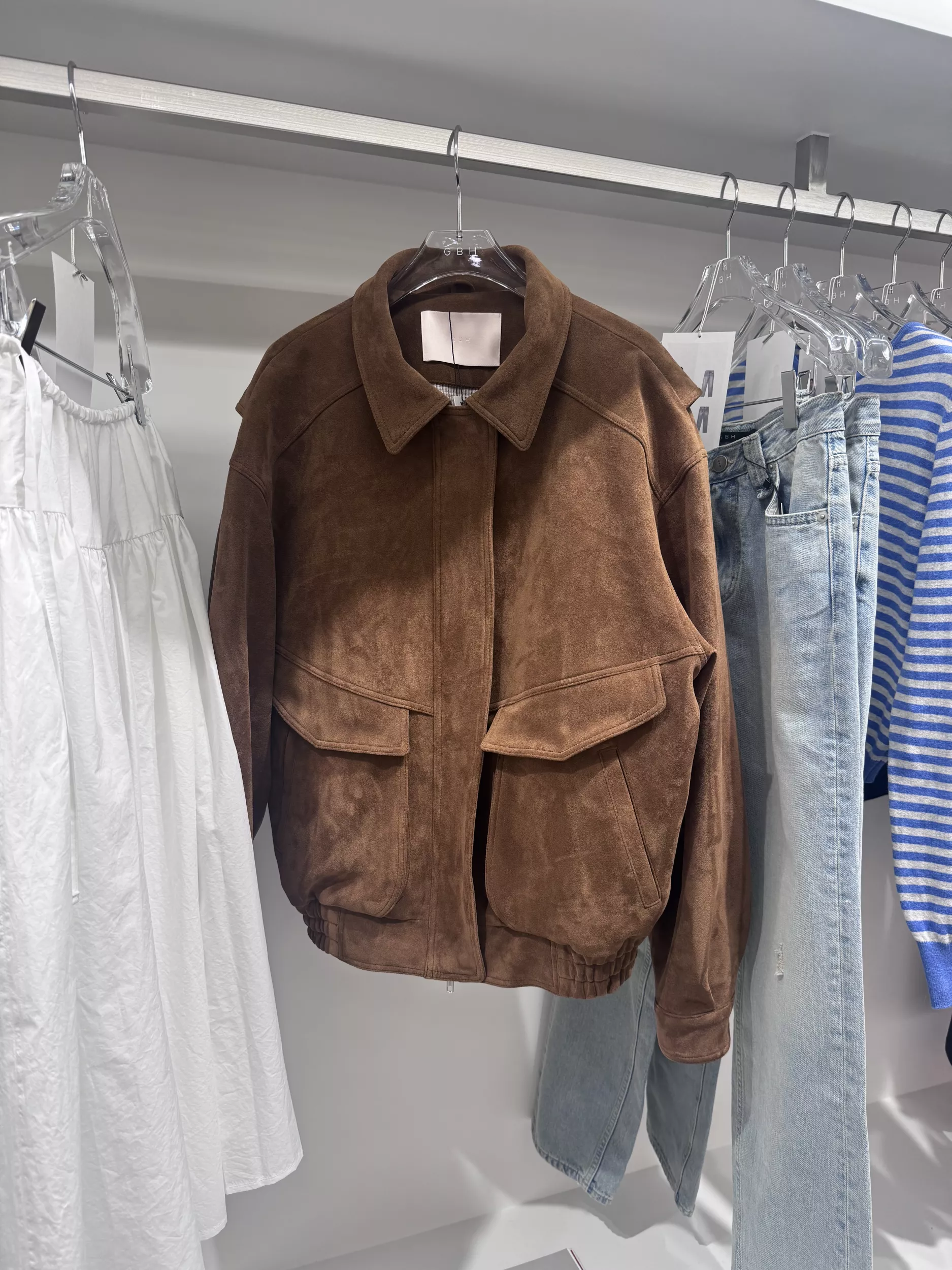 갤러리아 다녀왔당