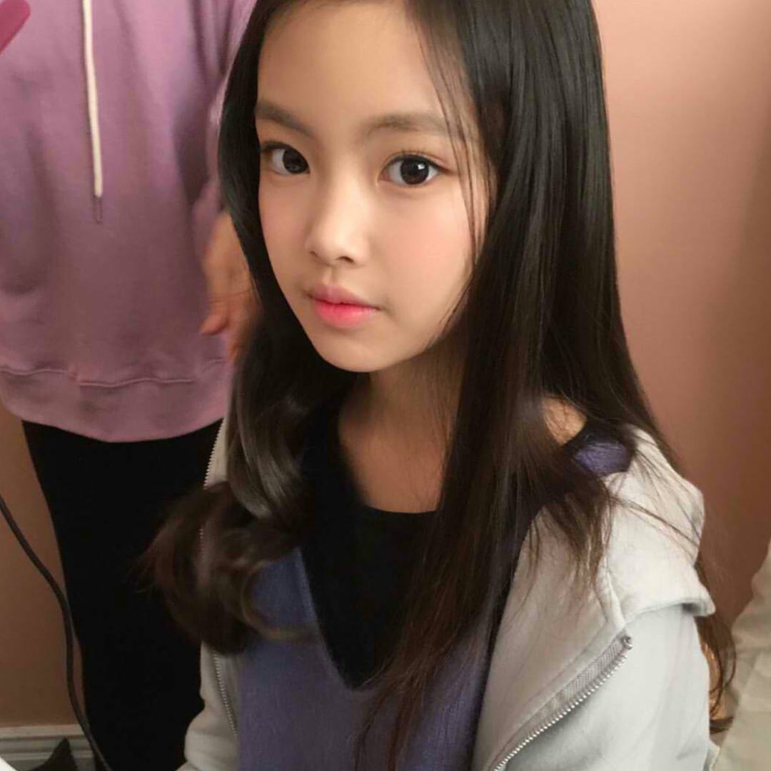 뉴진스 막내 혜인 키즈모델 시절.jpg | 인스티즈