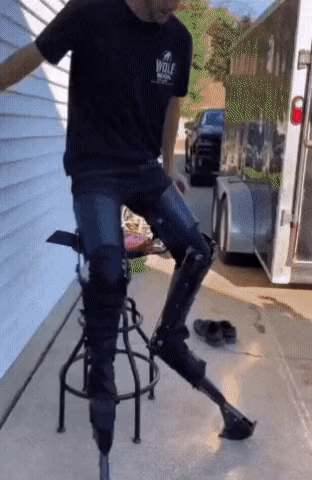bt9746ead1f83751218dfe0045b6163ed3.gif