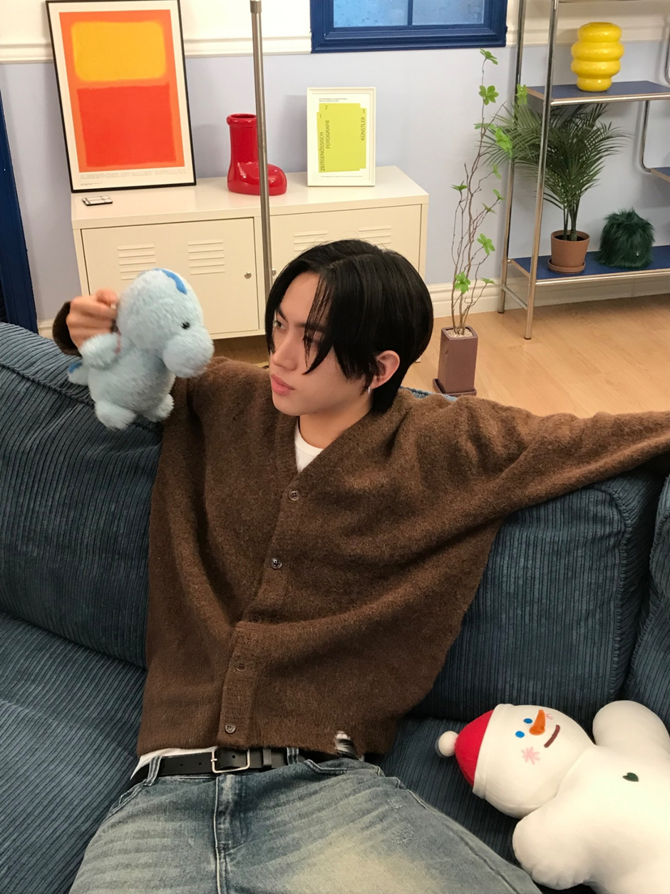 내 기준 신인 남돌 중에서 춤으로 진짜 눈에 뛰는 아이돌 (1)