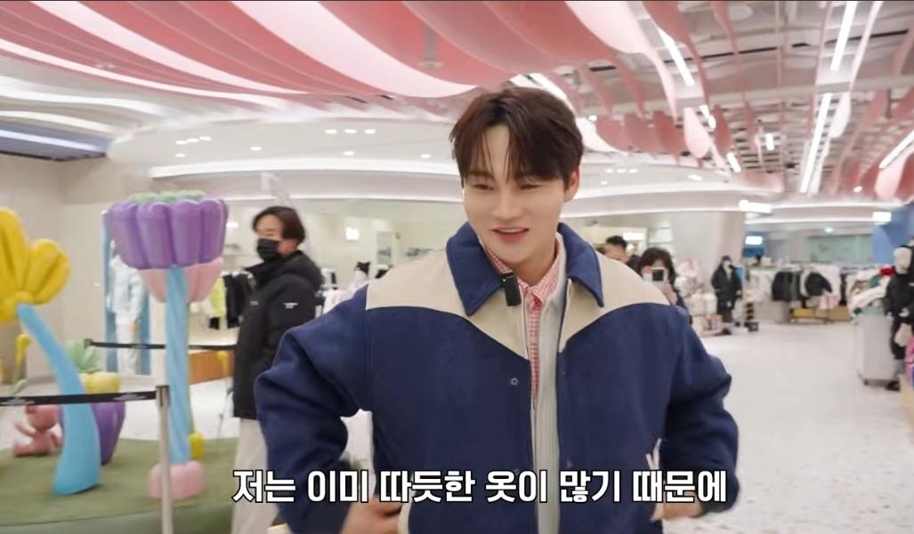 이정도면 거의 산타 아니냐는 가수.jpg 3번째 사진