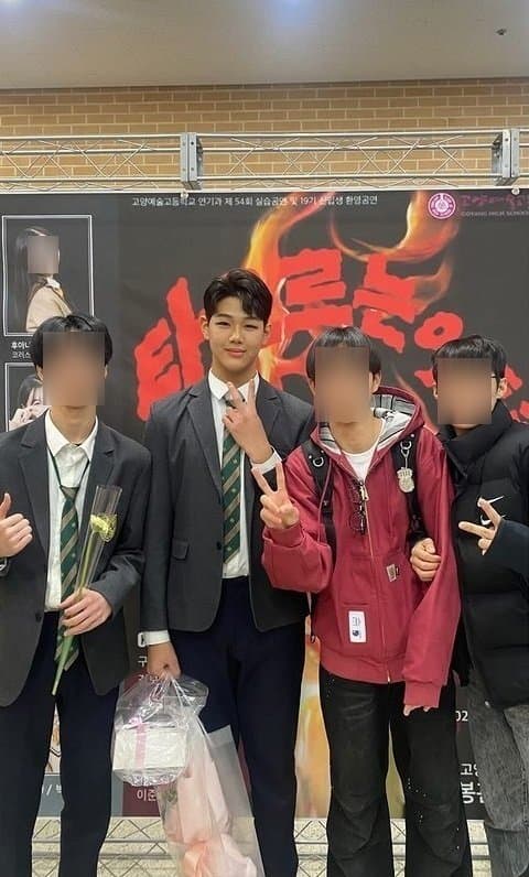 1735849944.jpg 키 193cm 찍은 배우 이종혁 아들 근황...JPG