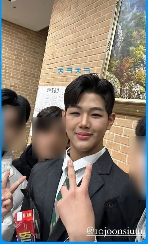1735849944 (7).jpg 키 193cm 찍은 배우 이종혁 아들 근황...JPG